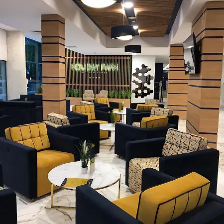 假日公园酒店 - 全包