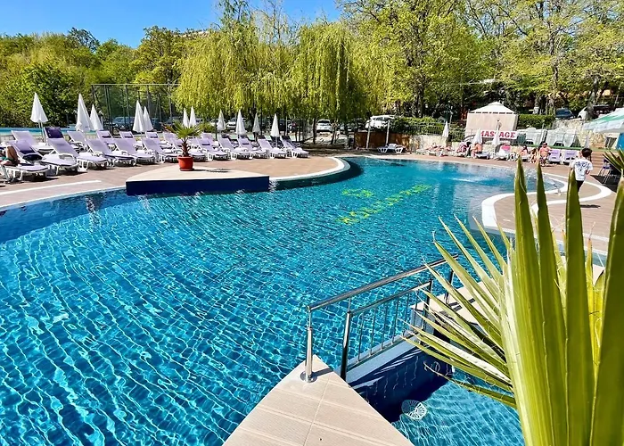 Bsa Hotel 4*